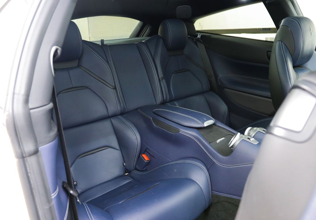 Ferrari GTC4Lusso 2019