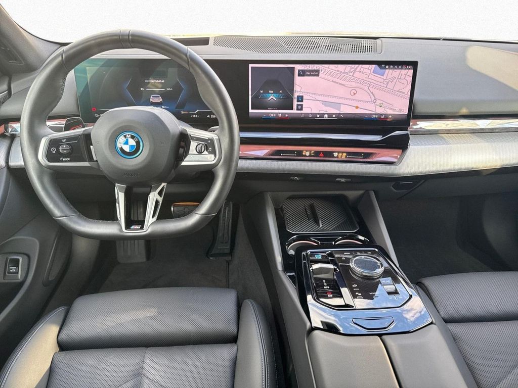 BMW i5 2024