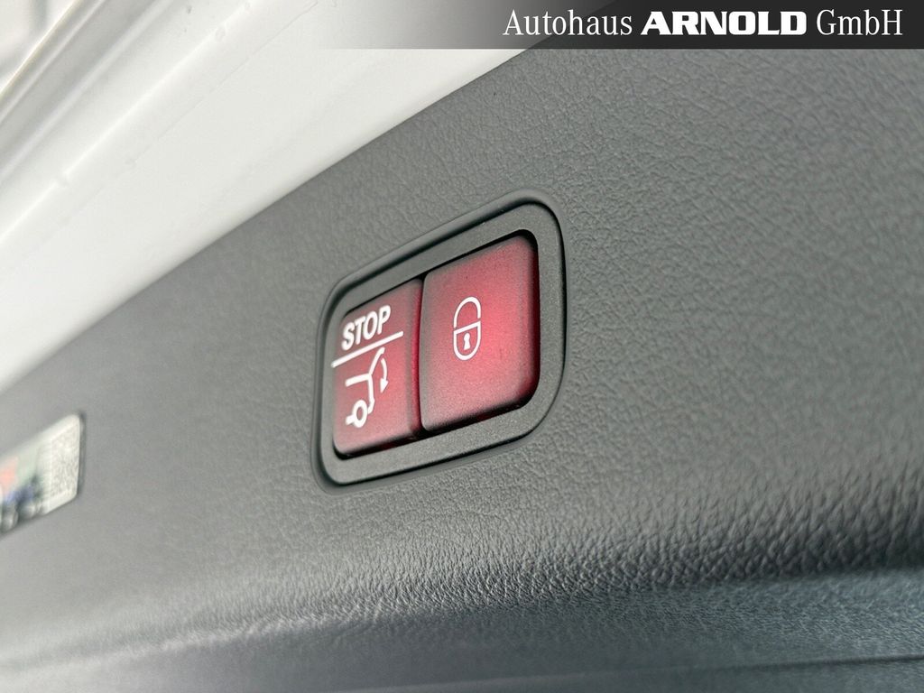 Mercedes-Benz GLC 300 2023