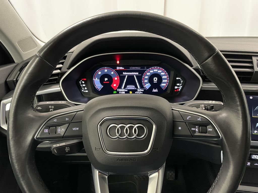 Audi Q3 2021