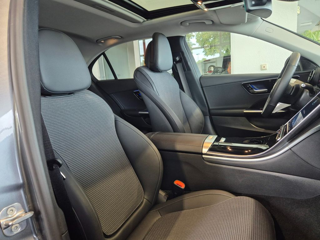 Mercedes-Benz C 200 2024