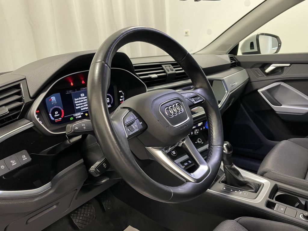 Audi Q3 2021