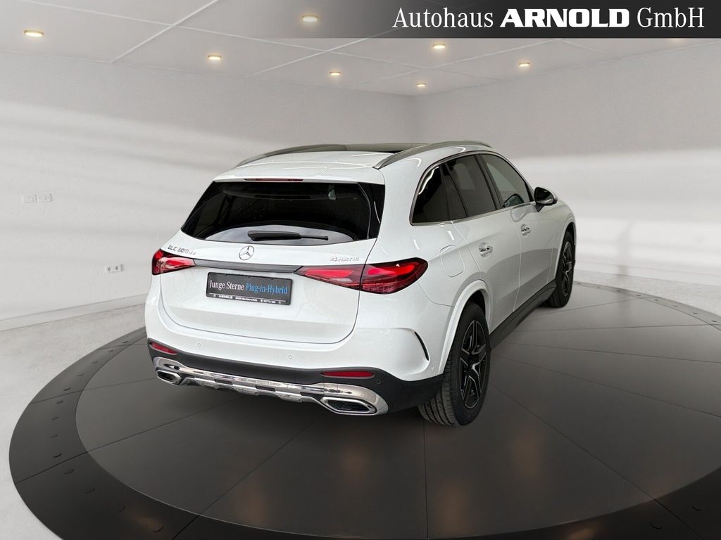 Mercedes-Benz GLC 300 2023