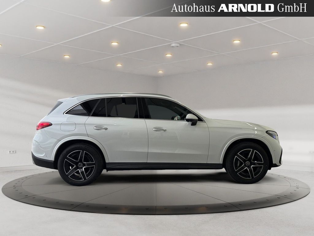 Mercedes-Benz GLC 300 2023