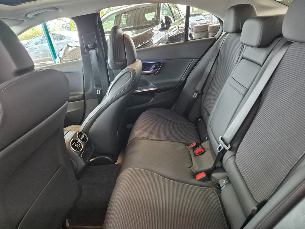 Mercedes-Benz C 200 2024