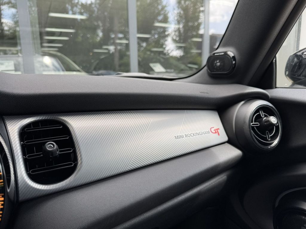 MINI Cooper S Cabrio 2023