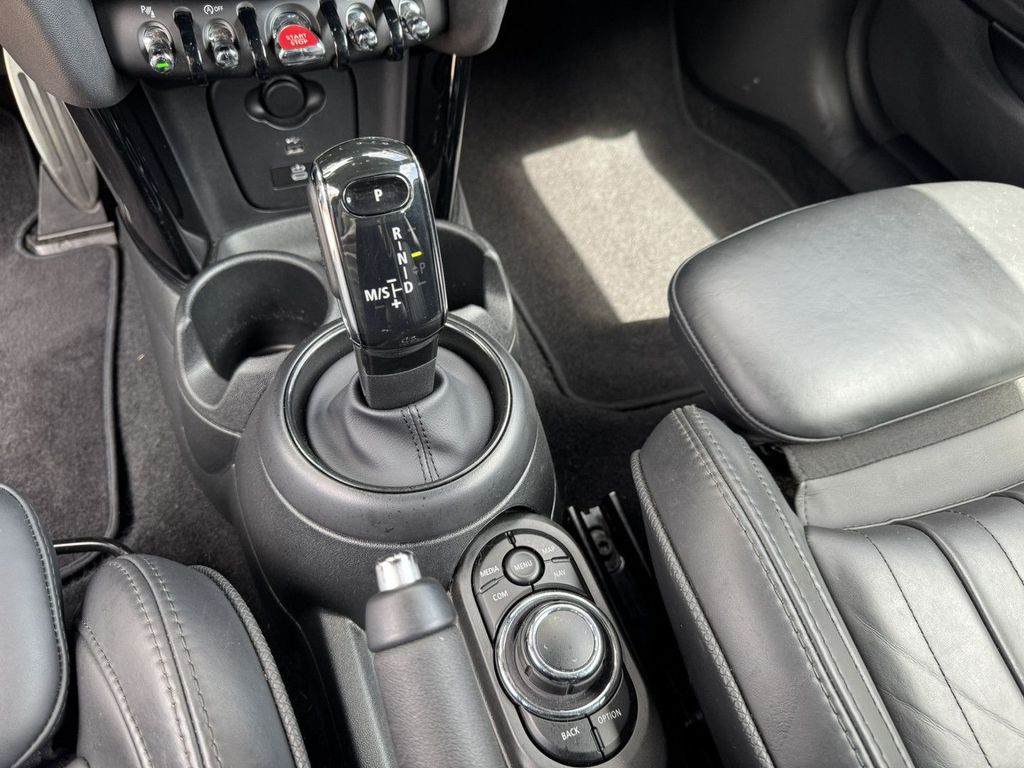 MINI Cooper S Cabrio 2023