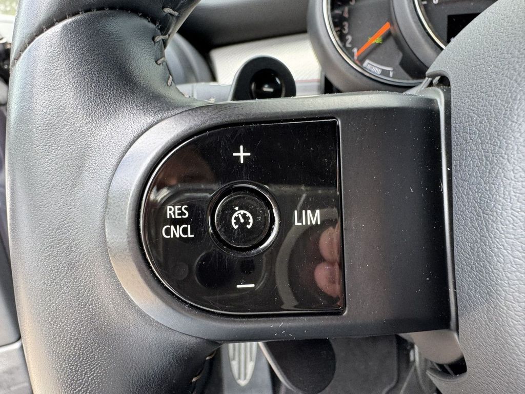 MINI Cooper S Cabrio 2023