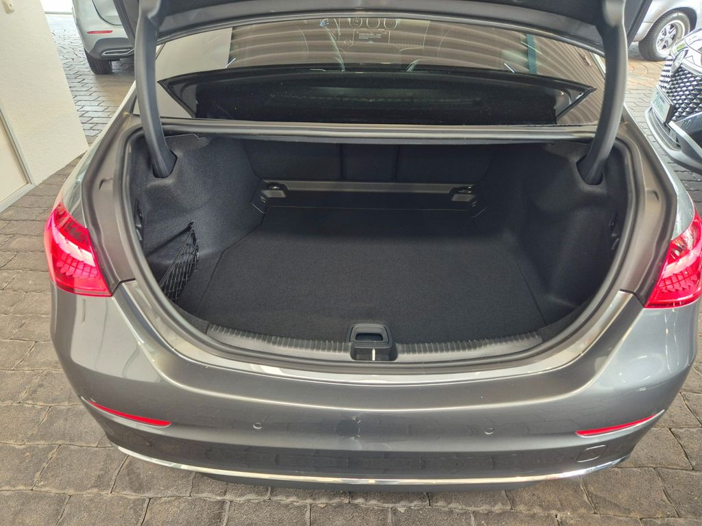 Mercedes-Benz C 200 2024