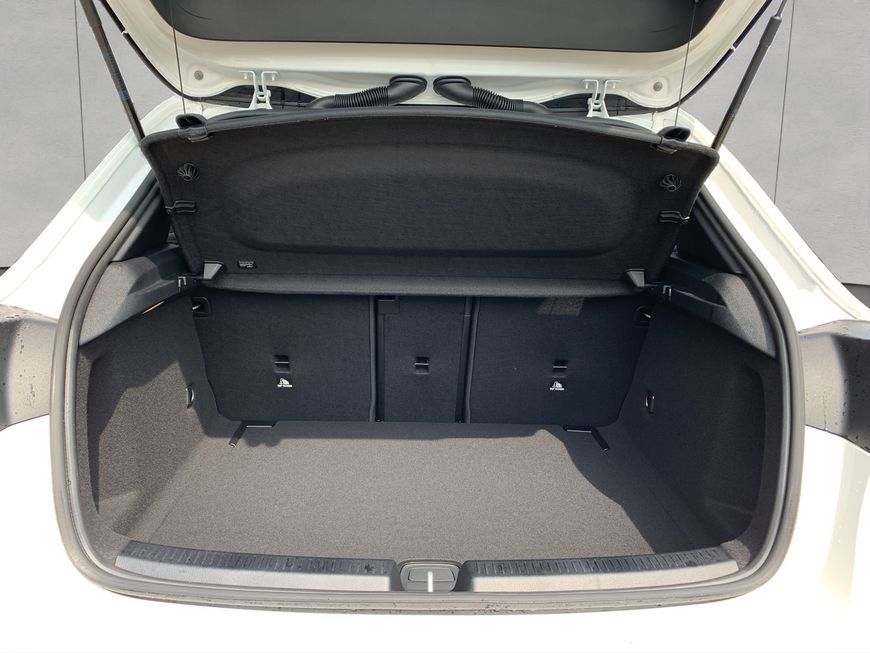 Mercedes-Benz A 200 2025