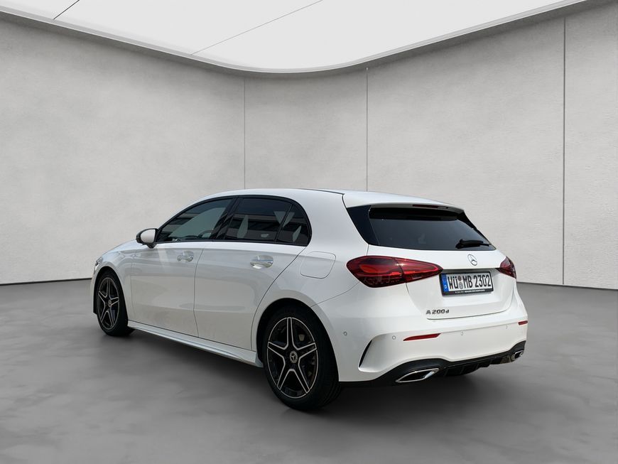 Mercedes-Benz A 200 2025