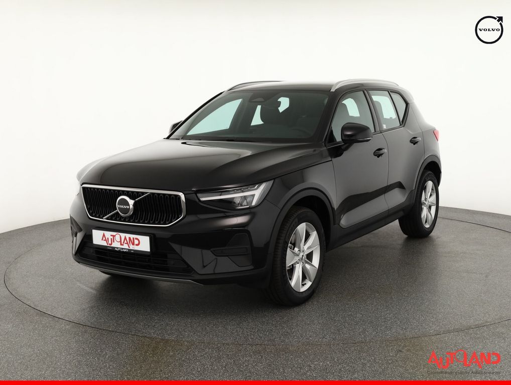 Volvo XC40 2025
