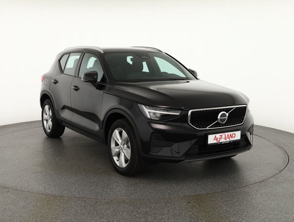 Volvo XC40 2025