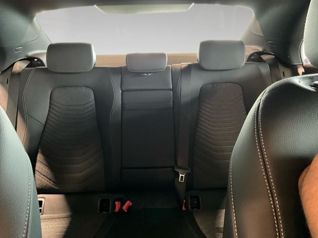 Mercedes-Benz CLA 180 2025