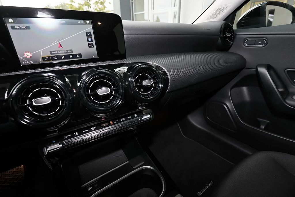 Mercedes-Benz A 250 2021