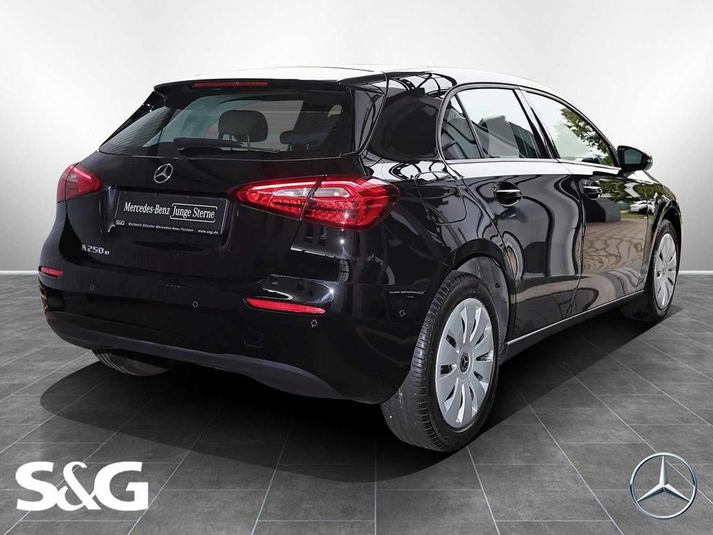 Mercedes-Benz A 250 2021