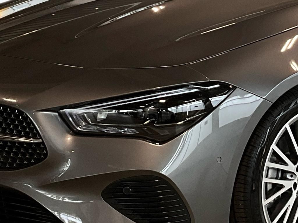Mercedes-Benz CLA 180 2025