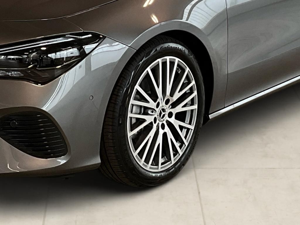 Mercedes-Benz CLA 180 2025