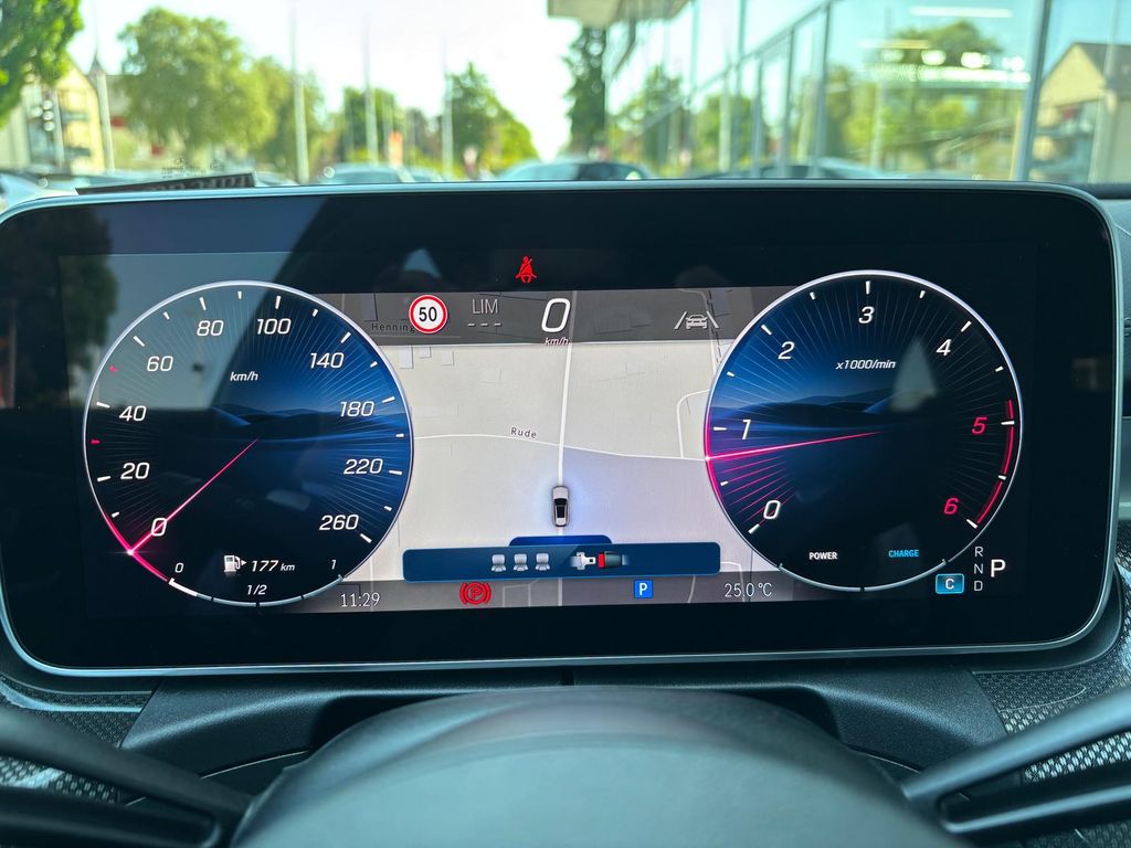 Mercedes-Benz C 300 2025