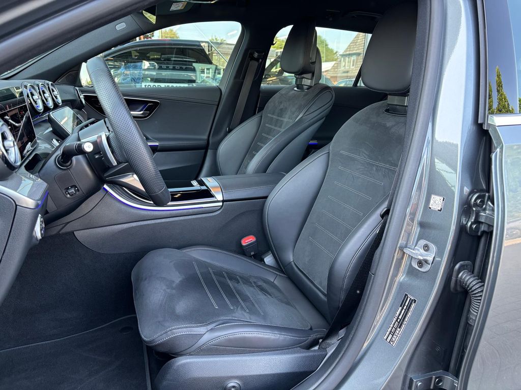 Mercedes-Benz C 300 2025