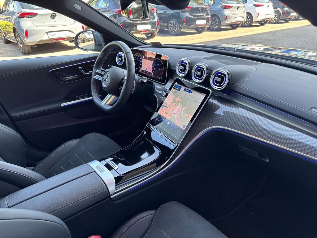 Mercedes-Benz C 300 2025