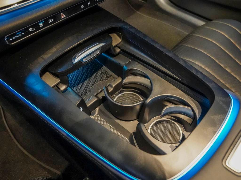 Mercedes-Benz E 300 2025