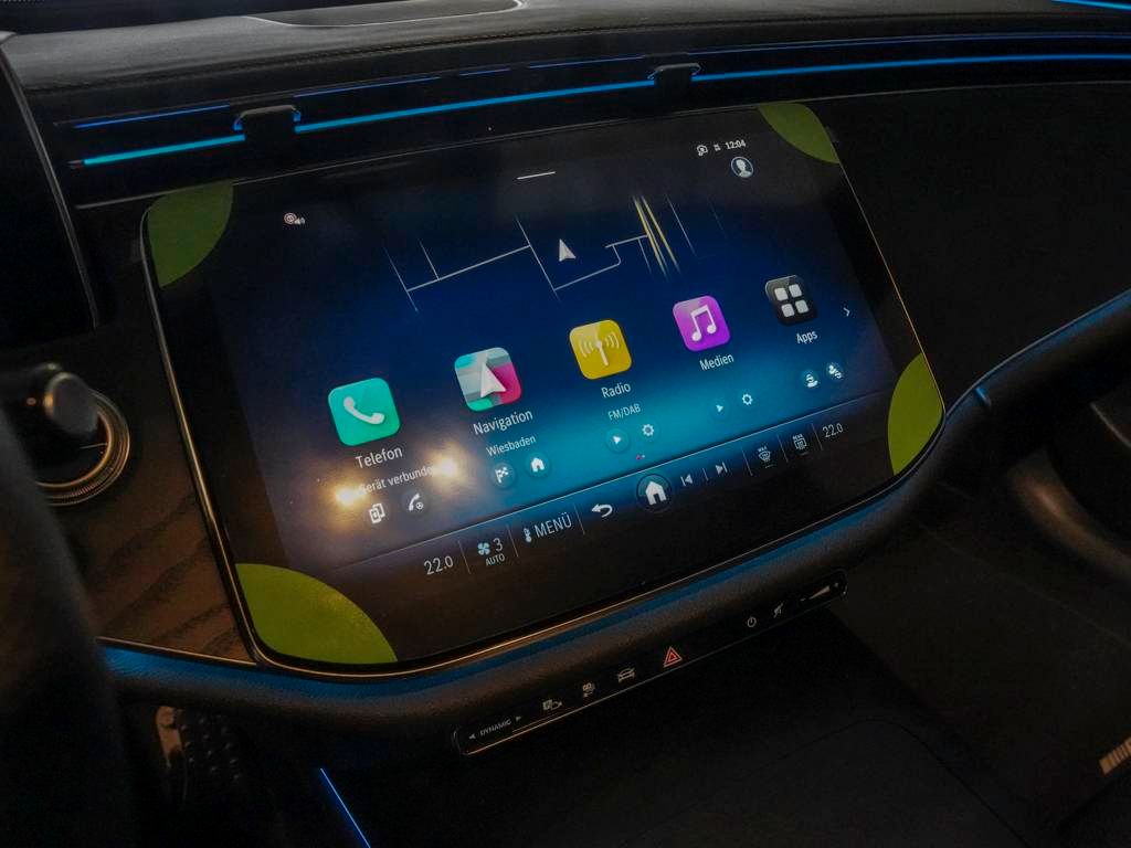 Mercedes-Benz E 300 2025