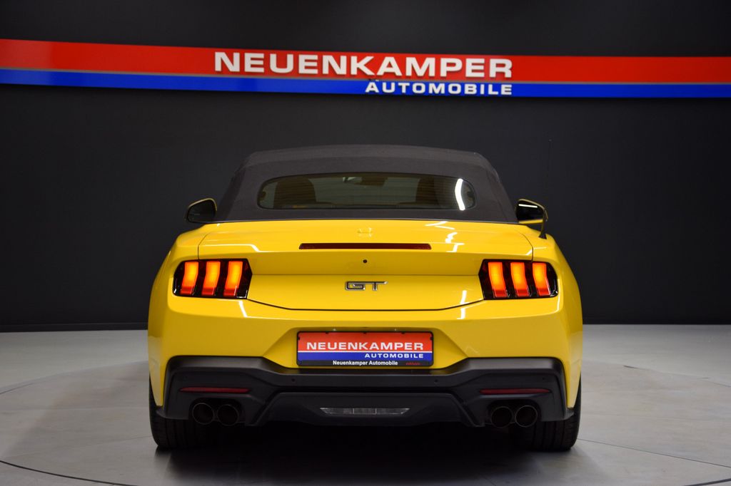 Ford Mustang 2024