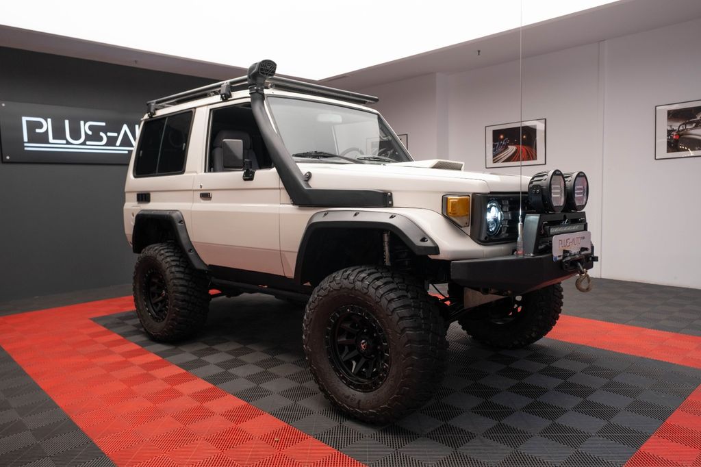 Toyota Land Cruiser 1989