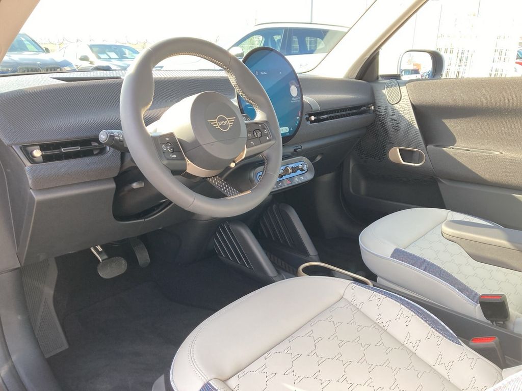 MINI Cooper E 2025