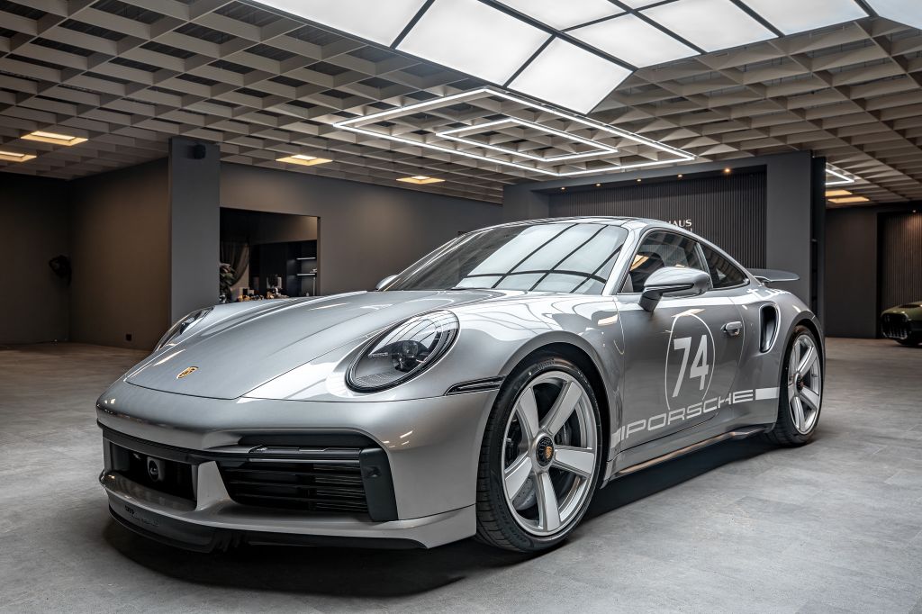 Porsche 992