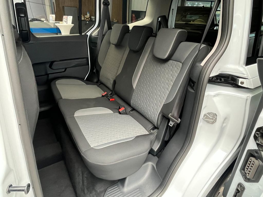 Ford Tourneo Courier 2024