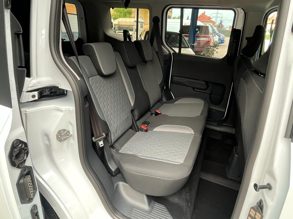 Ford Tourneo Courier 2024