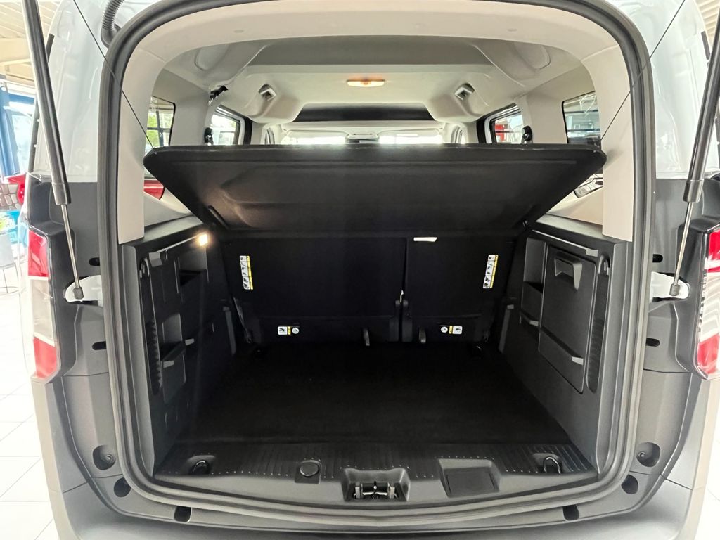 Ford Tourneo Courier 2024