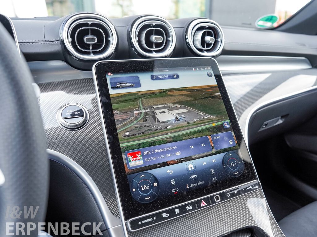 Mercedes-Benz C 300 2025