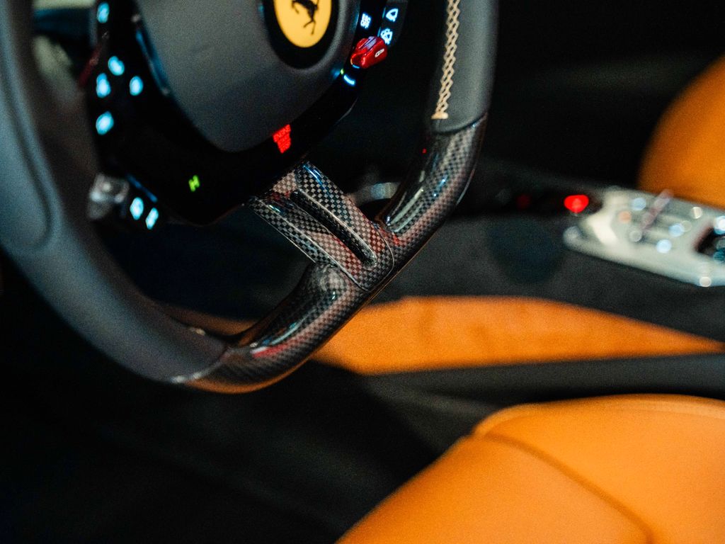 Ferrari 296 GTS 2025