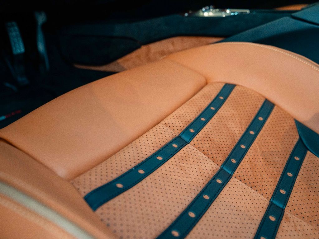 Ferrari 296 GTS 2025