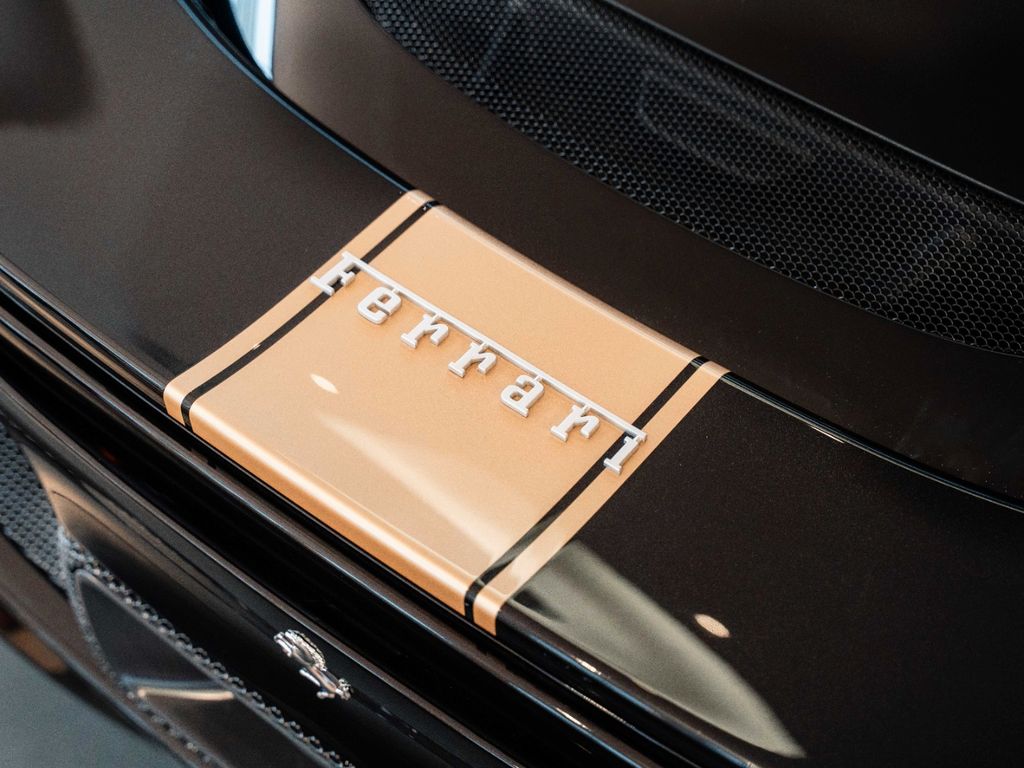 Ferrari 296 GTS 2025