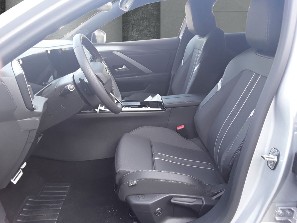 Opel Astra 2024