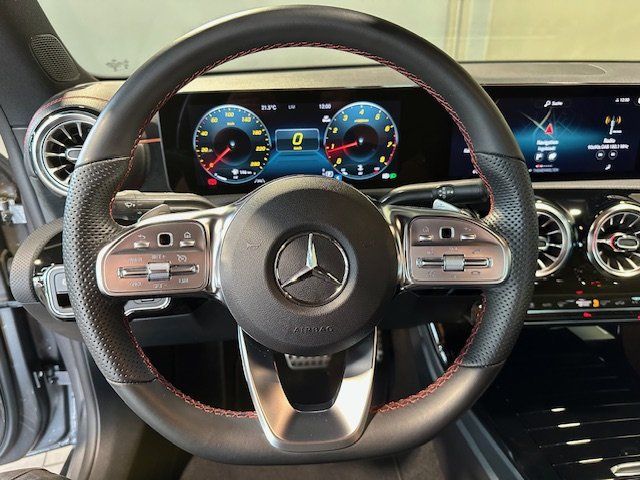 Mercedes-Benz CLA 200 2023