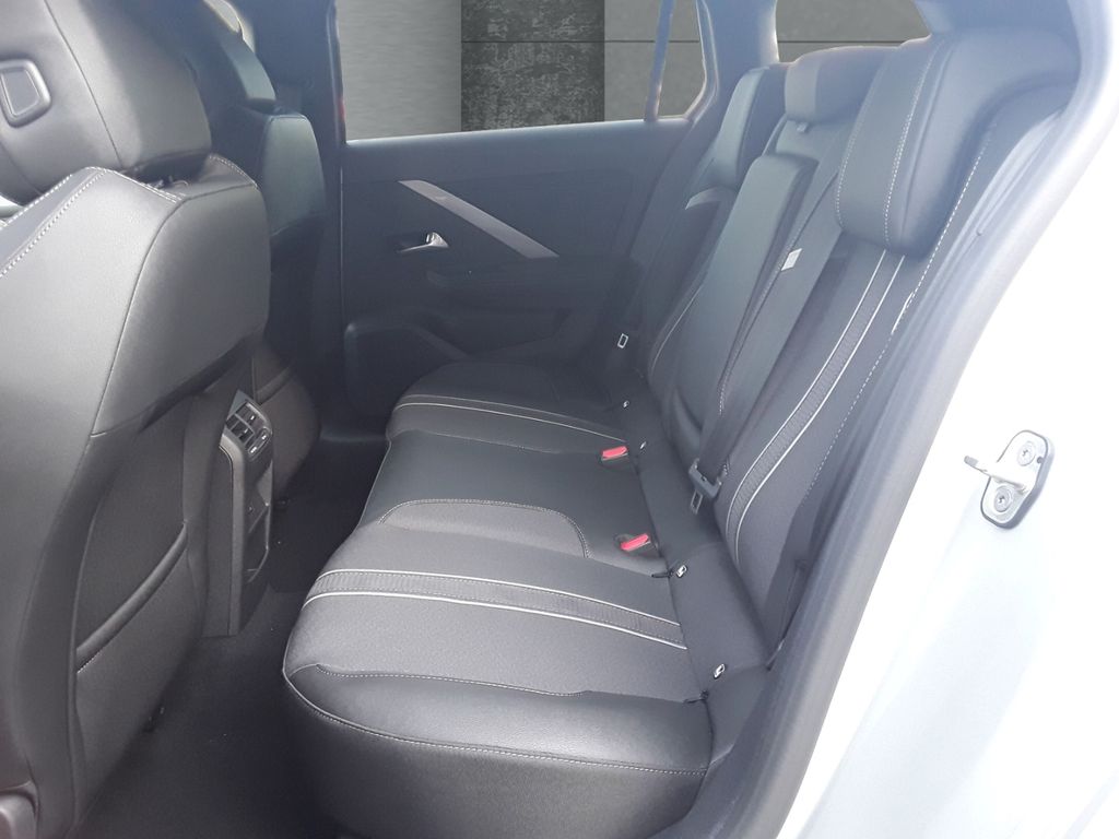 Opel Astra 2024