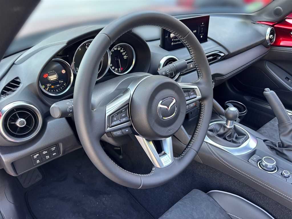 Mazda MX-5 2025