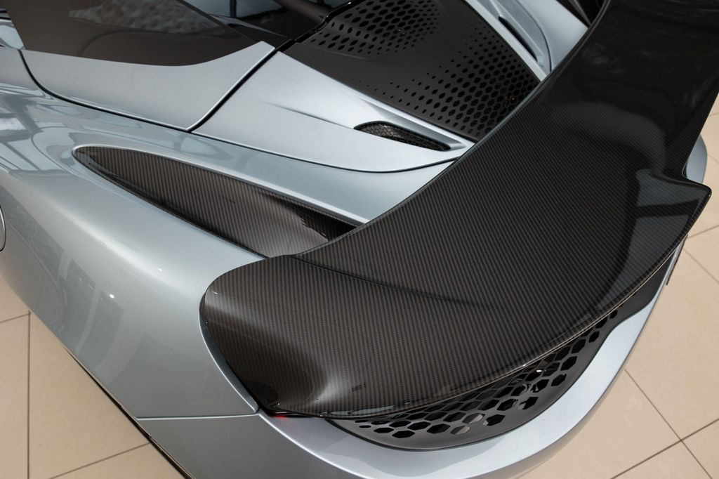 McLaren 750S 2025