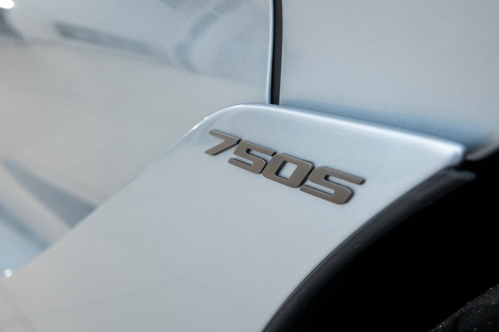 McLaren 750S 2025