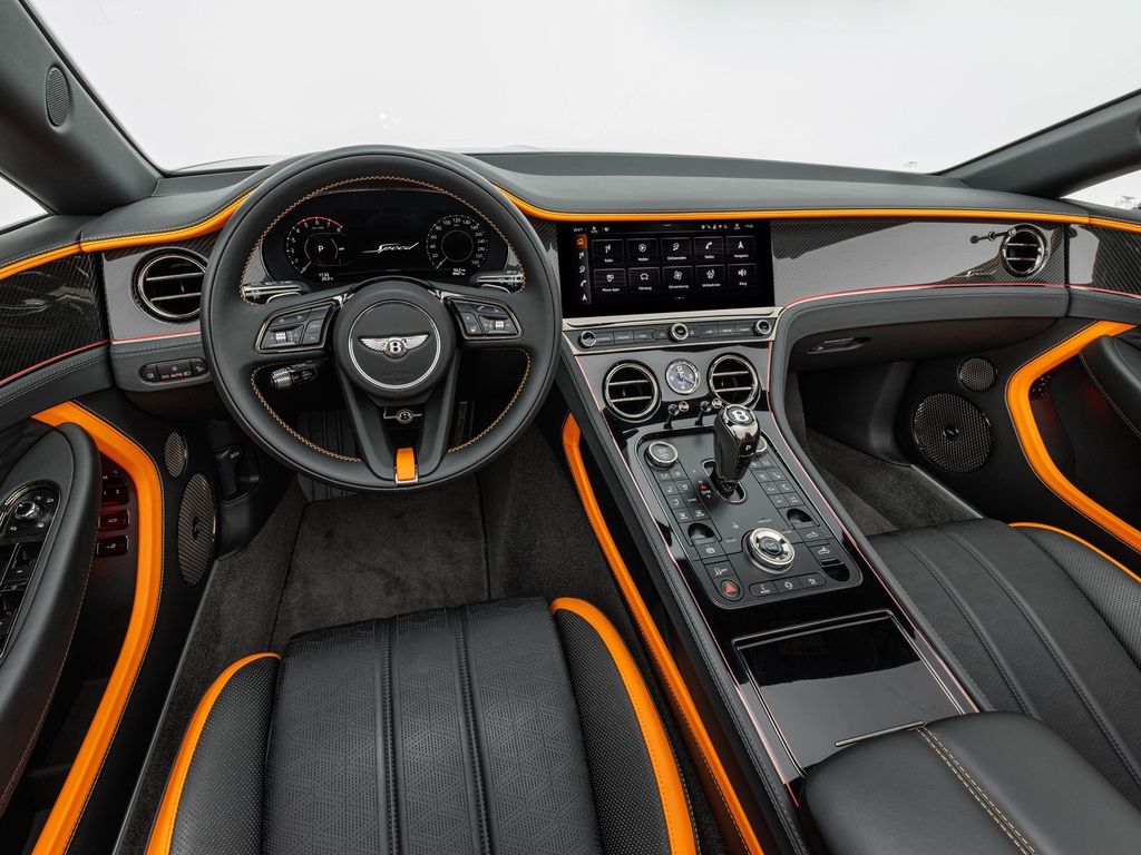 Bentley Continental GTC 2024
