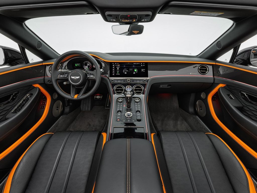Bentley Continental GTC 2024