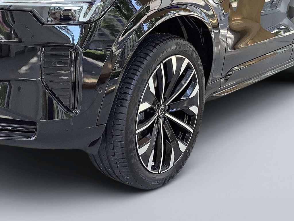 Volvo XC90 2025