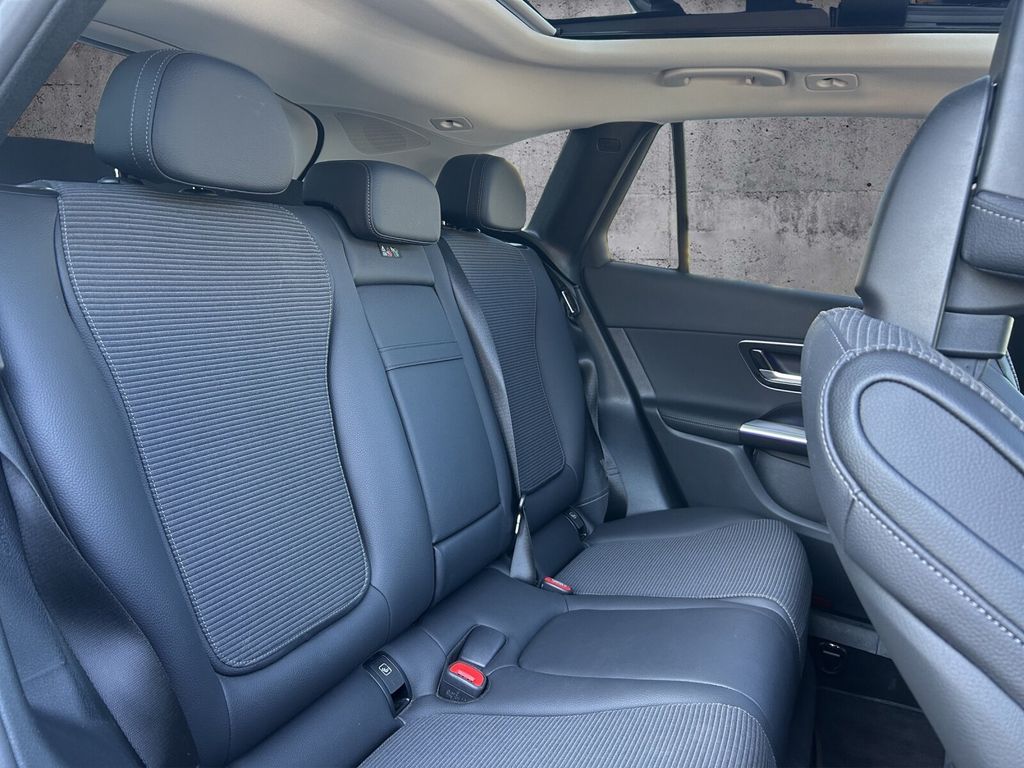 Mercedes-Benz GLC 300 2024