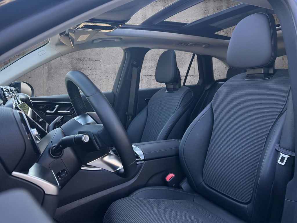 Mercedes-Benz GLC 300 2024