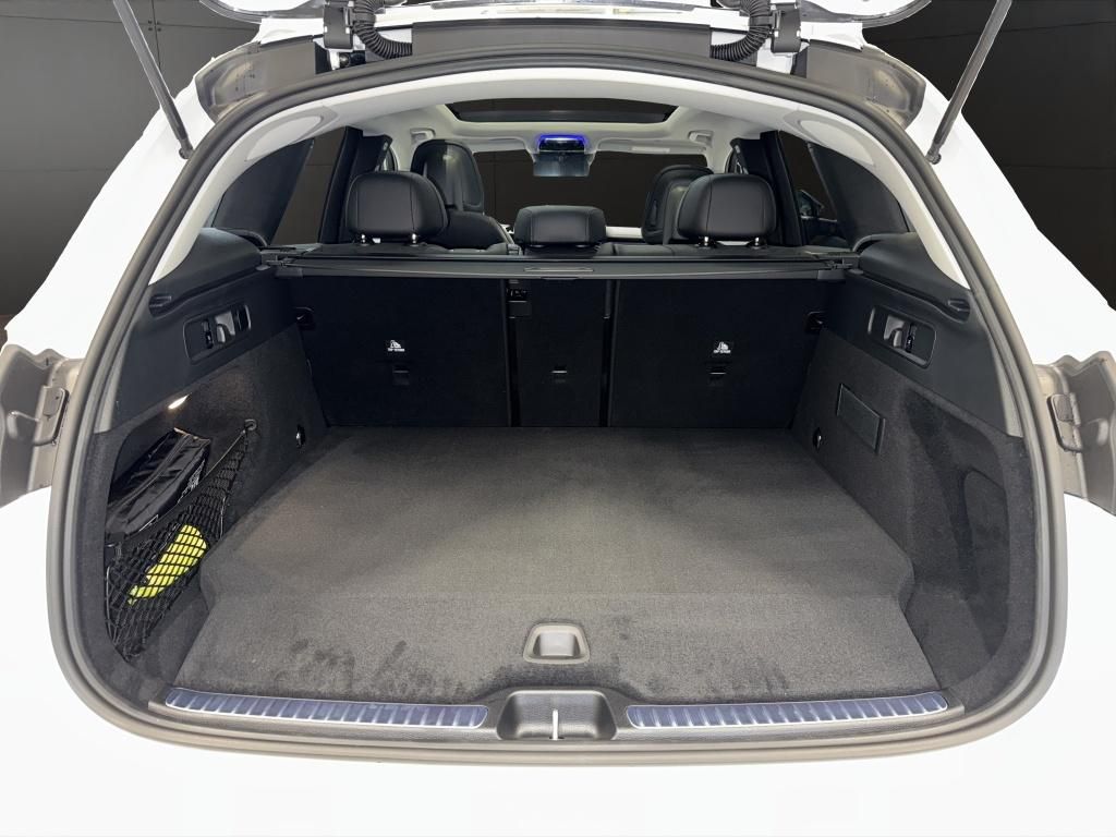 Mercedes-Benz GLC 300 2025